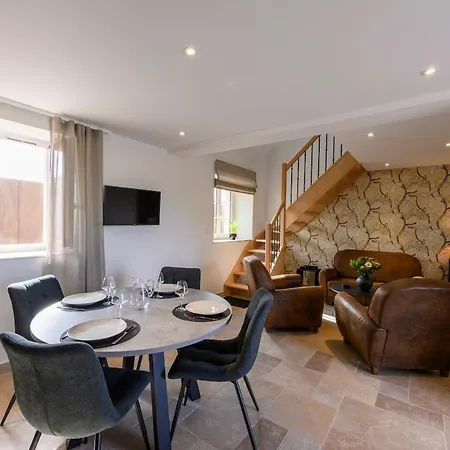 Casa de Férias Dans Le Cotentin Avec Jacuzzi Professionnel Sous Un Dome Vitre *