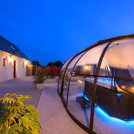 Casa de Férias Dans Le Cotentin Avec Jacuzzi Professionnel Sous Un Dome Vitre *